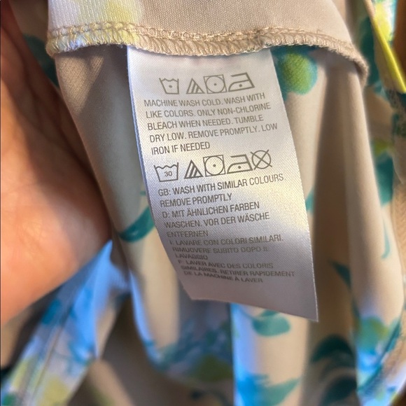 LIKE NEW Susan Graver Liquid Knit short sleeve beige & teal hi-lo hem top XL - Picture 4 of 5